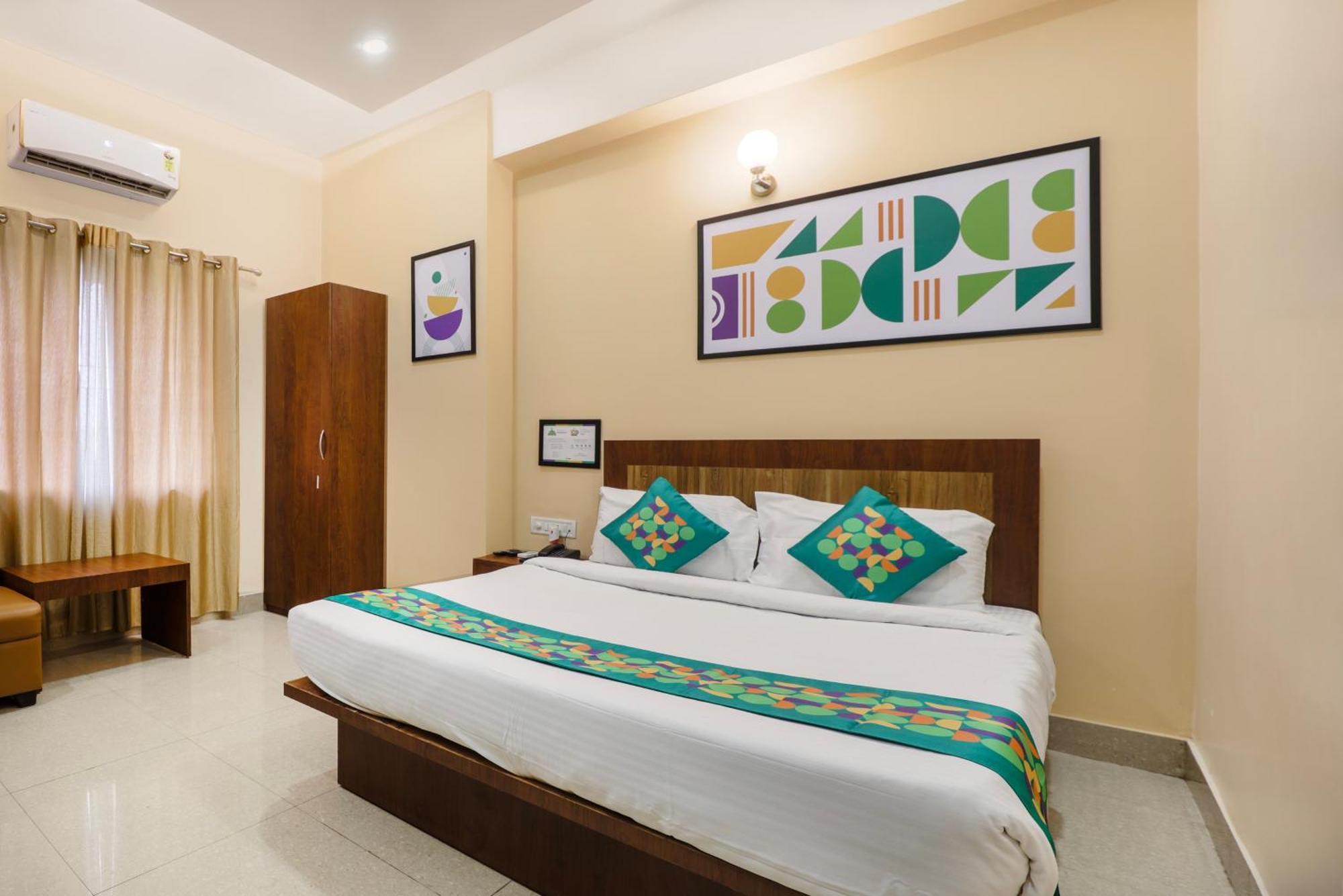 Treebo Urban Oasis Inn Guwahati Ngoại thất bức ảnh