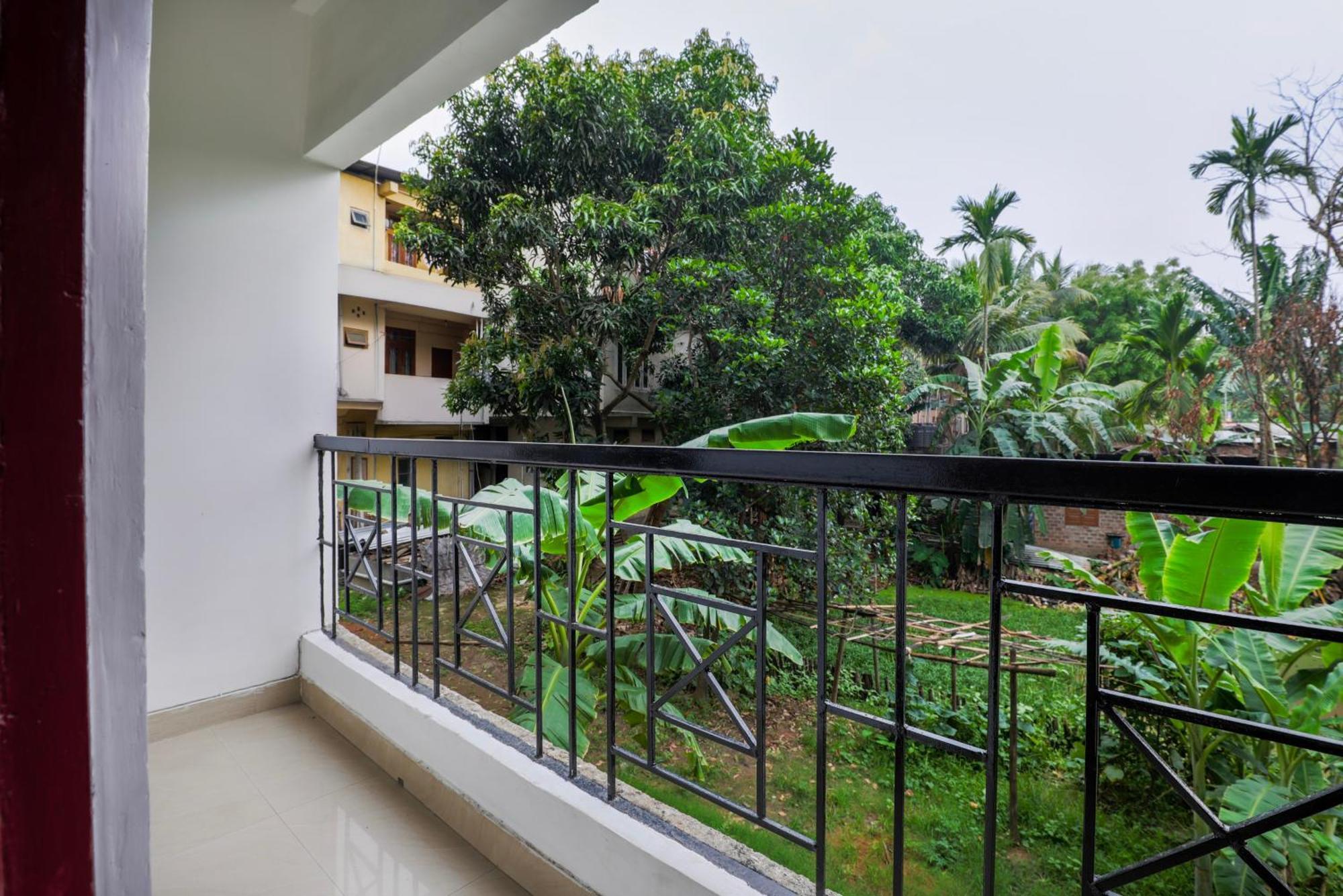Treebo Urban Oasis Inn Guwahati Ngoại thất bức ảnh