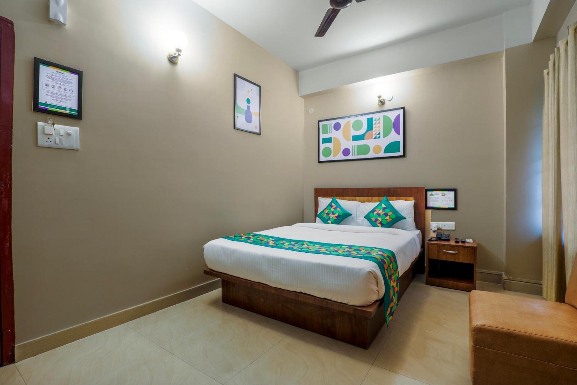 Treebo Urban Oasis Inn Guwahati Ngoại thất bức ảnh