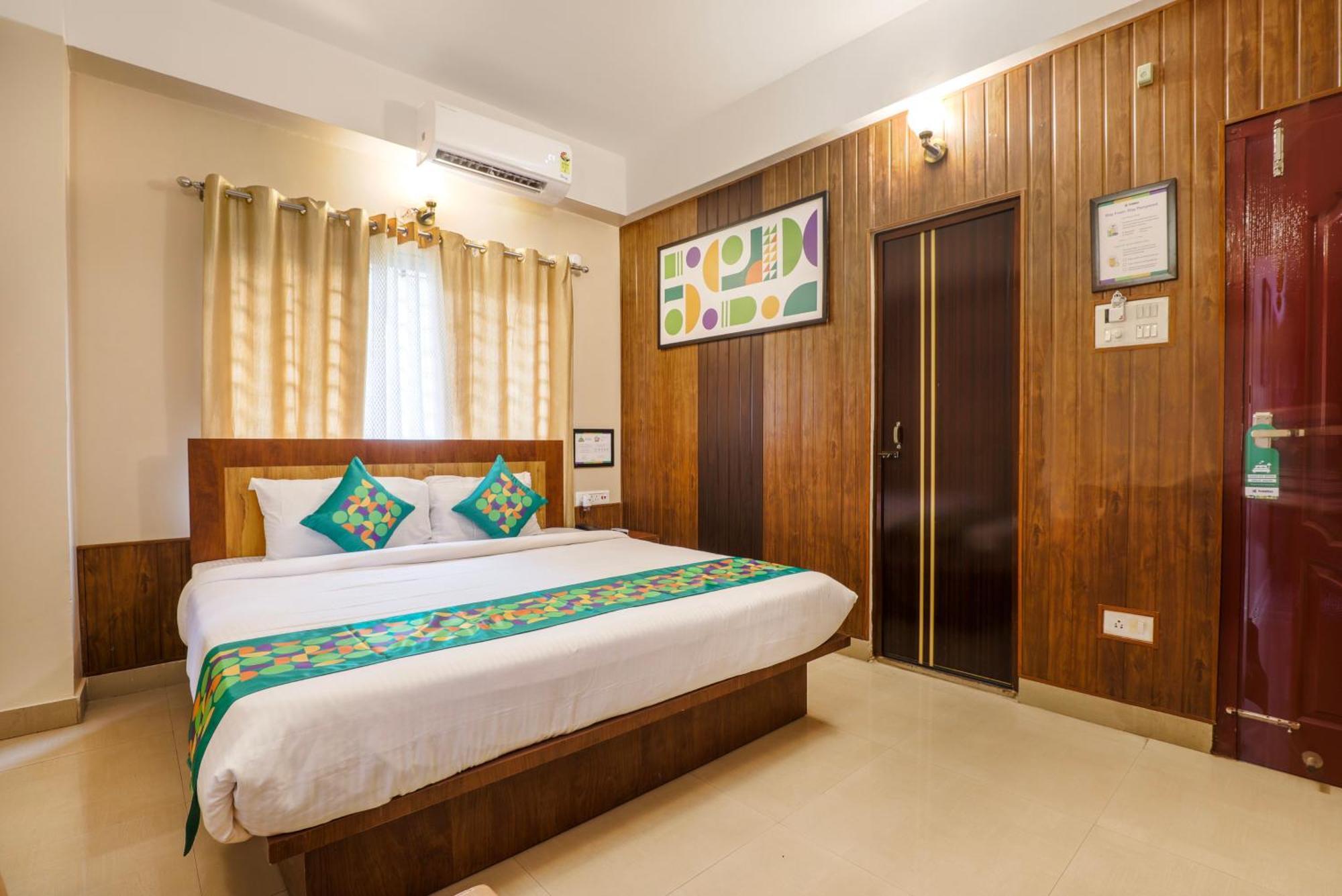 Treebo Urban Oasis Inn Guwahati Ngoại thất bức ảnh