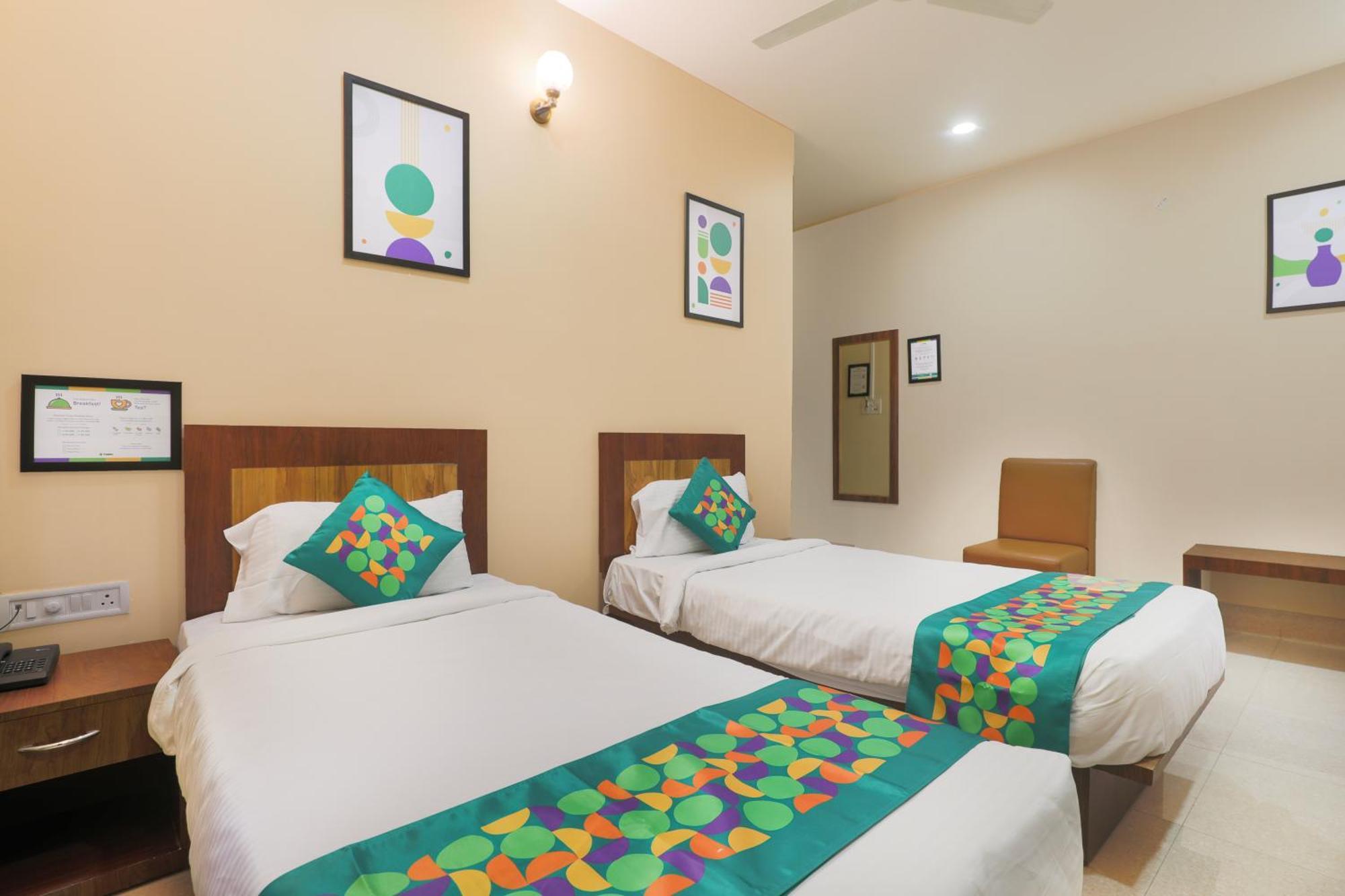 Treebo Urban Oasis Inn Guwahati Ngoại thất bức ảnh